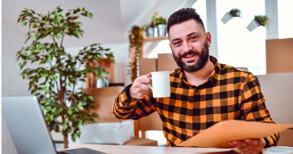 Should You Put a Photo on Your Cover Letter