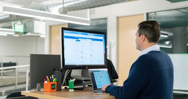 LinkedIn Headline Examples for IT Professionals