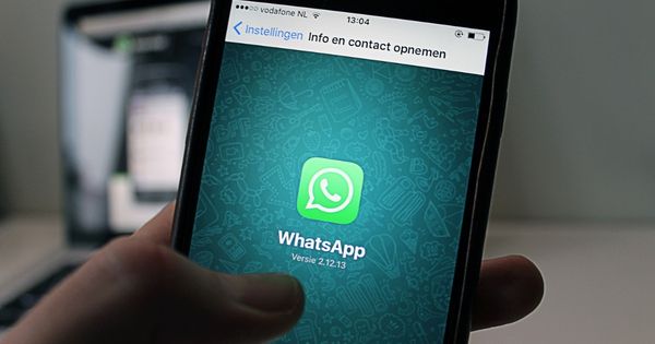 Is It OK to Share CV in WhatsApp Groups? What are the Risks